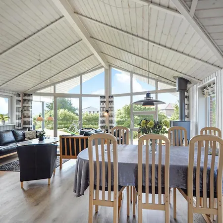 Lakolk Iiv Denmark * Romo